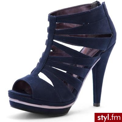 Navy cut-out platform shoes - Dorothy Perkins - Polyvore. Pobrano ze strony: http://www.polyvore.com/navy_cut-out_platform_shoes/thing?id=20108007 - Pozostałe Buty Moda