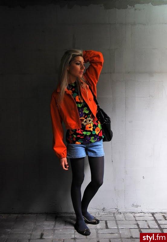 Jeżeli zdjęcie znajduje się już w galerii poproszę o link - Moda uliczna Inne Moda