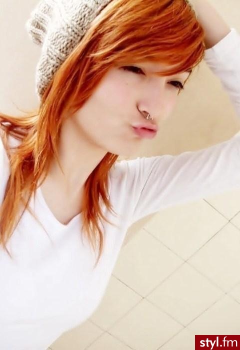 Średnie Fryzury