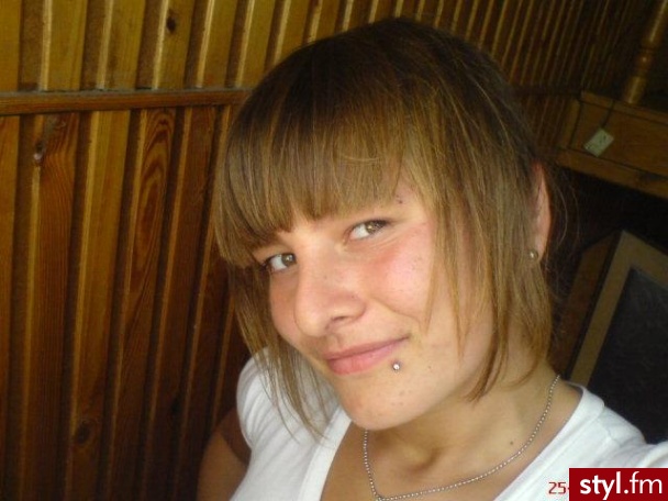 Średnie Fryzury