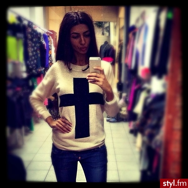 Swetry Ciuchy Moda