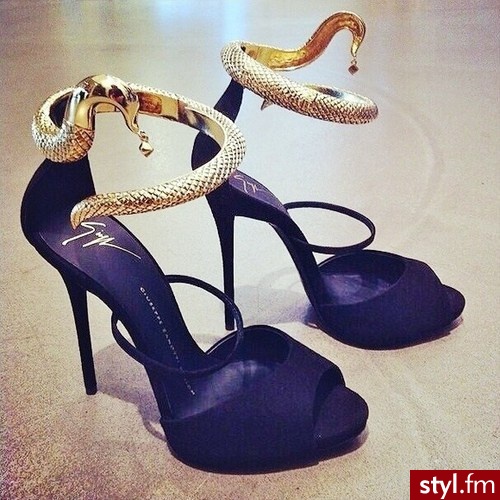 Szpilki Buty Moda