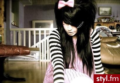 EMO Alternatywne Średnie Fryzury
