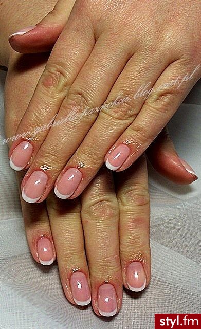 manicure hybrydowy na naturalnych paznokciach  - Migdałki Żelami Naturalne Paznokcie