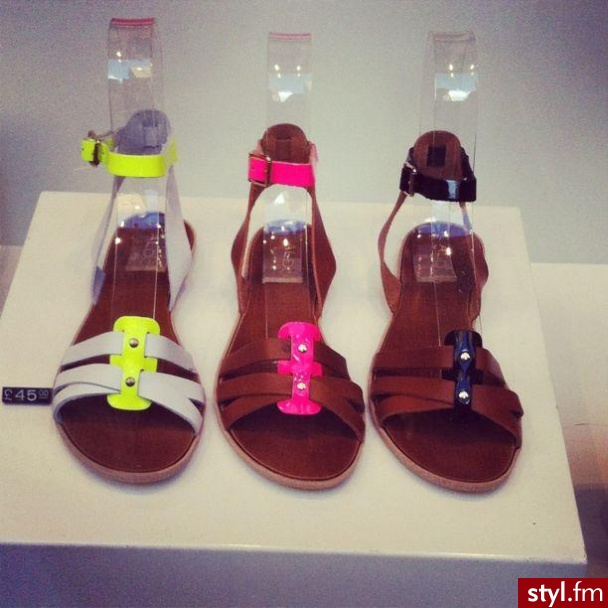 Sandały Buty Moda