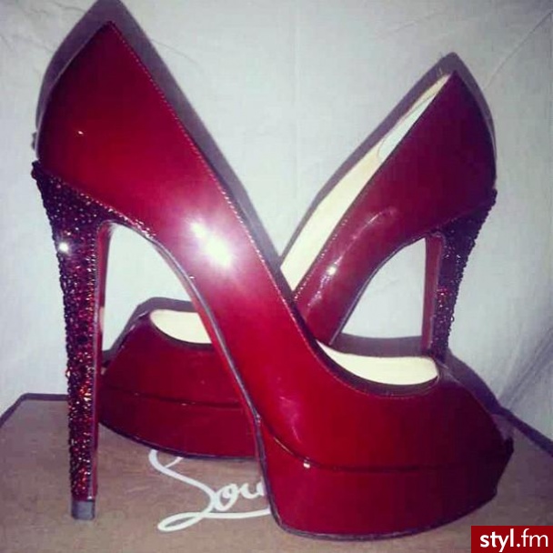 Szpilki Buty Moda