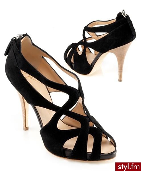 buty. Giuseppe Zanotti
Jeżeli już jest proszę o link - Pozostałe Buty Moda