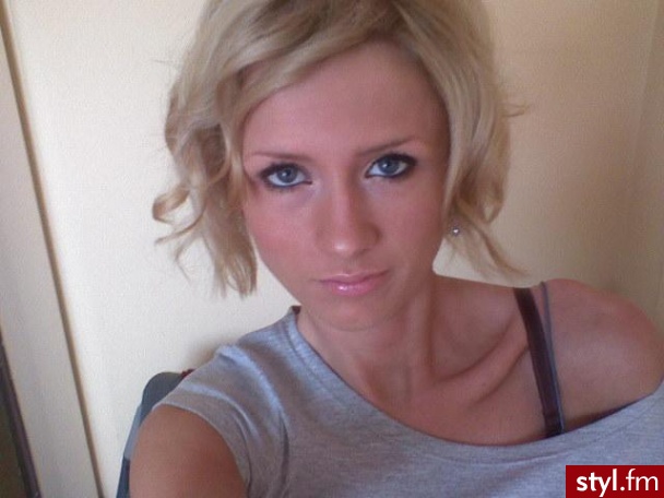 Średnie Fryzury