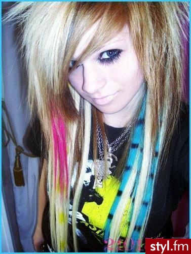 EMO Alternatywne Średnie Fryzury