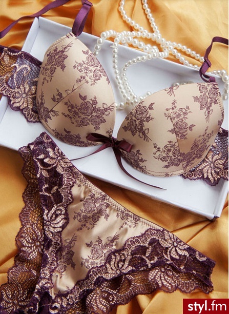 Komplety Bielizna Moda