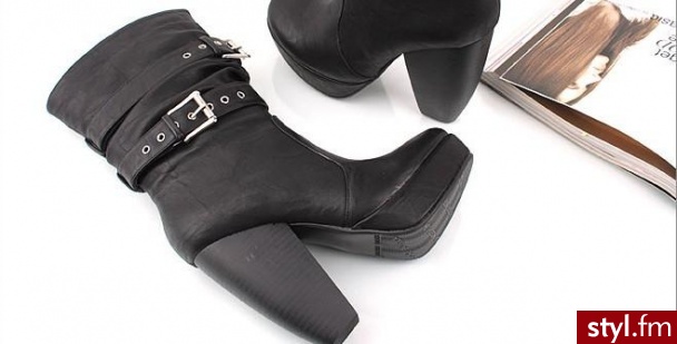 Pozostałe Buty Moda