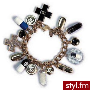 Bardzo dziwna bransoletka... - Pozostałe Dodatki Moda