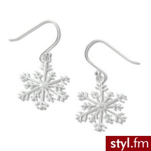 Christmas or Winter Snowflake Charms Sterling Silver Hook Ea... - Polyvore. Pobrano ze strony: http://www.polyvore.com/cgi/thing?id=26552235&.locale=pl - Pozostałe Dodatki Moda