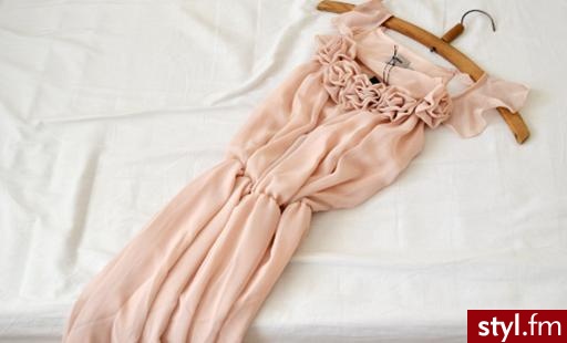 Sukienki Moda