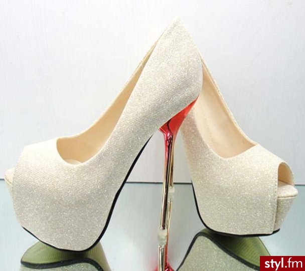 Szpilki Buty Moda