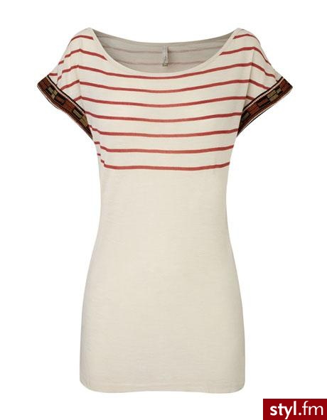 Stradivarius > Collection > T-SHIRTS > Short sleeve striped T-shirt. Pobrano ze strony: http://www.stradivarius.es/en/collection/t-shirts/detalle/1432_short-sleeve-striped-t-shirt- - Pozostałe Ciuchy Moda