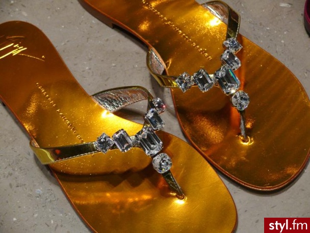 Pozostałe Buty Moda