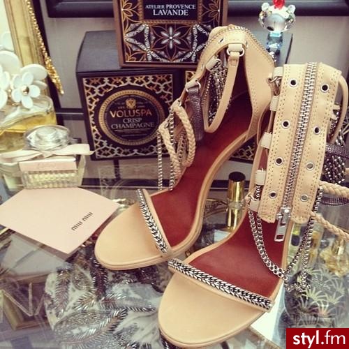 Szpilki Buty Moda