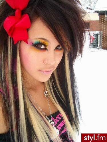 EMO Alternatywne Średnie Fryzury