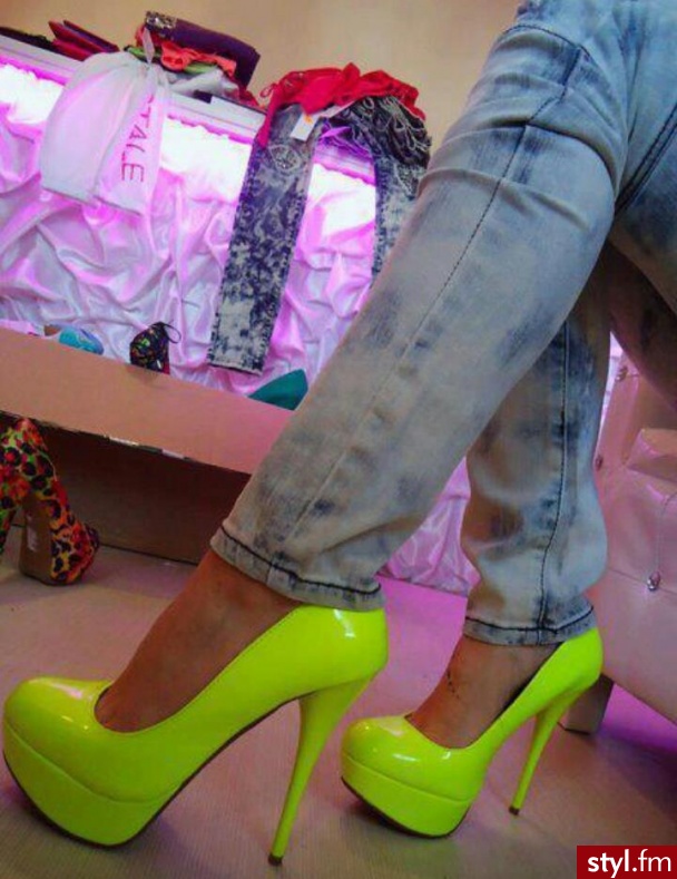 Szpilki Buty Moda
