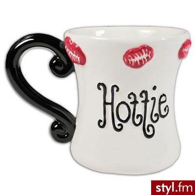 Kolekcja kubeczków \"Hottie Mugs\". Dzięki nim możesz w każdy sposób okazać swoje uczucia ;) Cena: $9.35 - Misz-masz