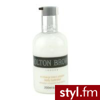 Molton Brown Nawilżający balsam do ciała Re charge Black Pepper Body Hydrator 200 ml - Body Bielizna Moda
