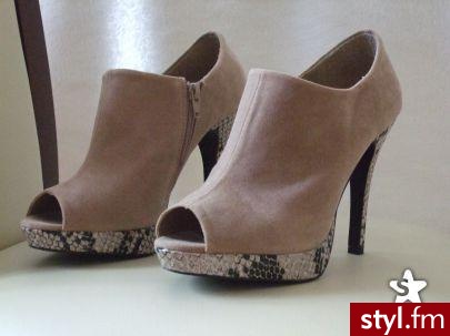 Pozostałe Buty Moda
