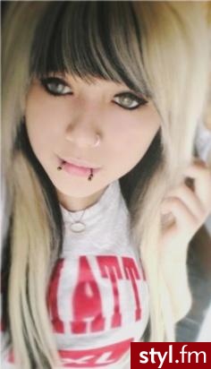 EMO Alternatywne Średnie Fryzury