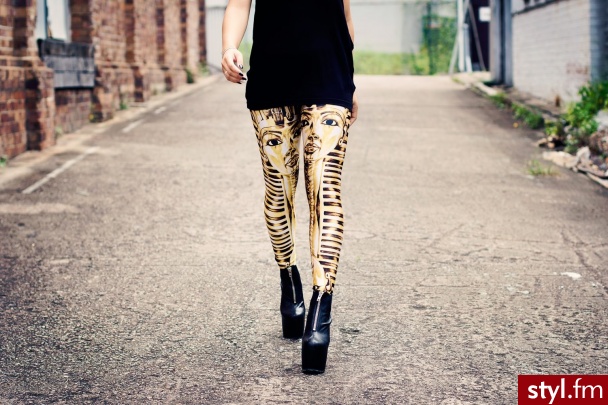Leginsy Spodnie Moda
