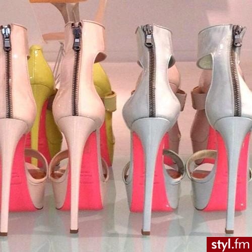 Szpilki Buty Moda