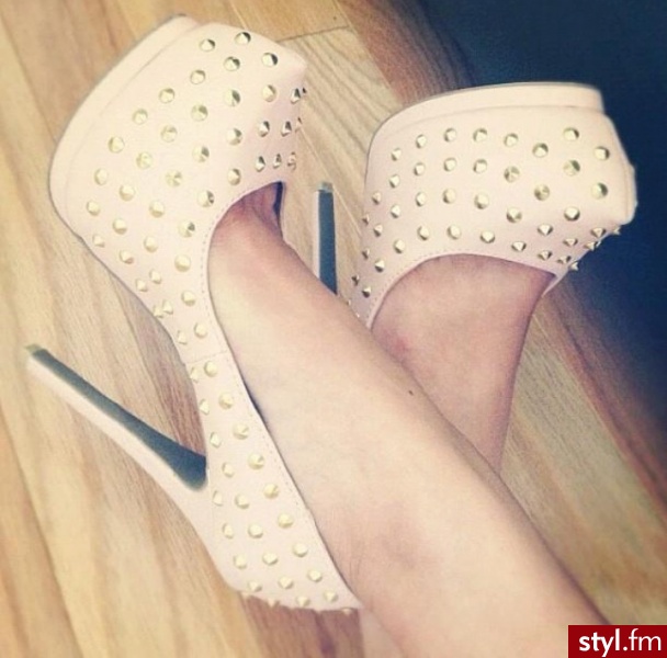 Szpilki Buty Moda