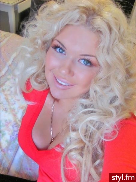 Blond Rozpuszczone Kręcone Na co dzień Długie Fryzury