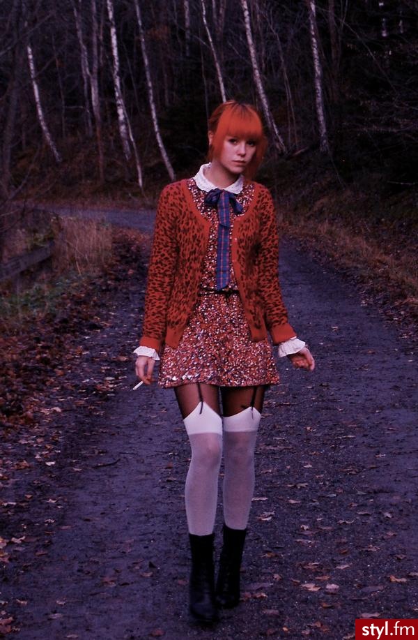 Jeżeli zdjęcie znajduje się już w galerii poproszę o link - Moda uliczna Inne Moda