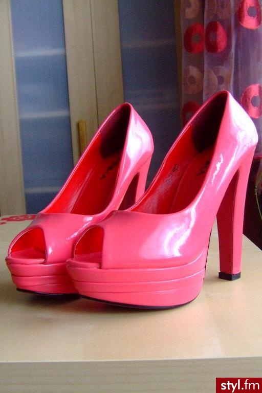 Pozostałe Buty Moda