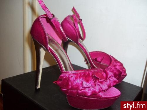 Szpilki Buty Moda