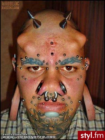 Piercing. ałłłć - Modyfikacje ciała