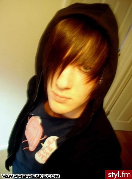 EMO Alternatywne Średnie Fryzury