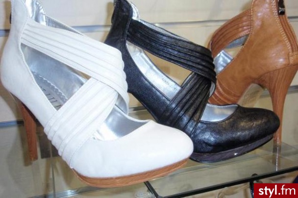 Pozostałe Buty Moda