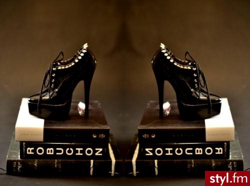 Pozostałe Buty Moda