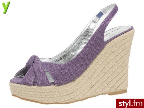 http://www.butyk.pl/towar.4488.Sandaly_koturny_peep_toe_platformy_Môme_Briller_Abelle_39280.html - Pozostałe Buty Moda