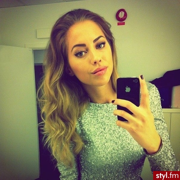 Średnie Fryzury