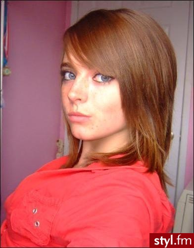Średnie Fryzury