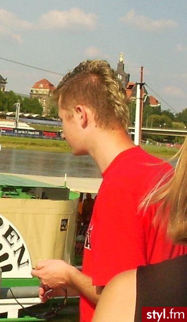 foto  tył ;) - Punk Rock Alternatywne Średnie Fryzury