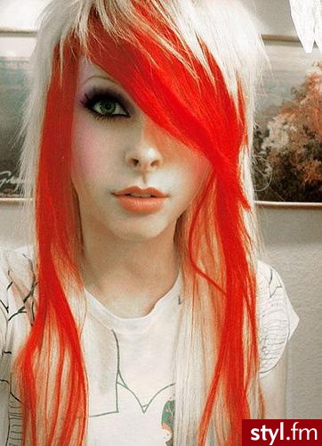 EMO Alternatywne Średnie Fryzury