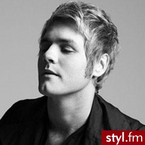 brian McFadden - Średnie Męskie Fryzury