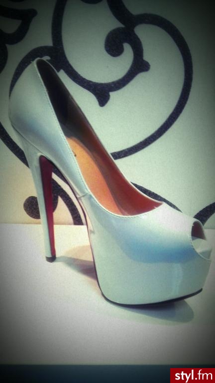 Szpilki Buty Moda