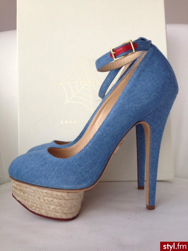 Szpilki Buty Moda