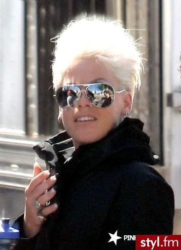 p!nk - Krótkie Fryzury