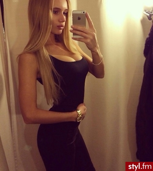 Blond Rozpuszczone Proste Na co dzień Długie Fryzury