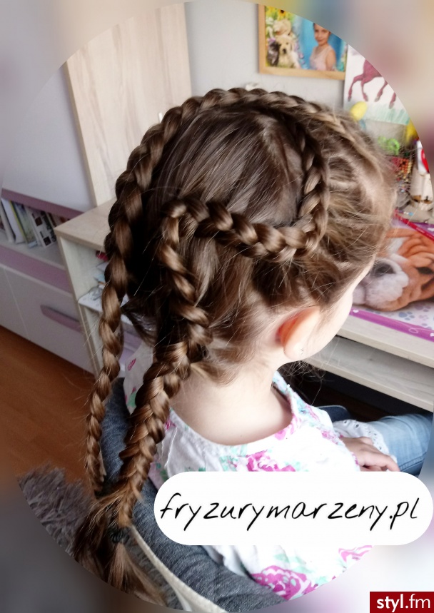 Zakręcone warkocz  - Długie Fryzury